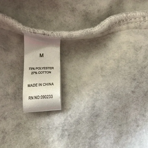 PacSun Women’s Light Gray And Cream Shorts Size Medium NWT - Picture 5 of 6